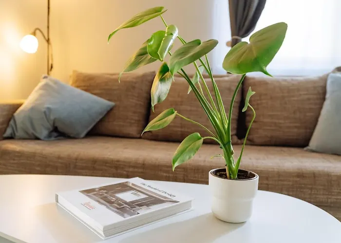 Double Near Cismigiu Park Апартаменти Бухарест